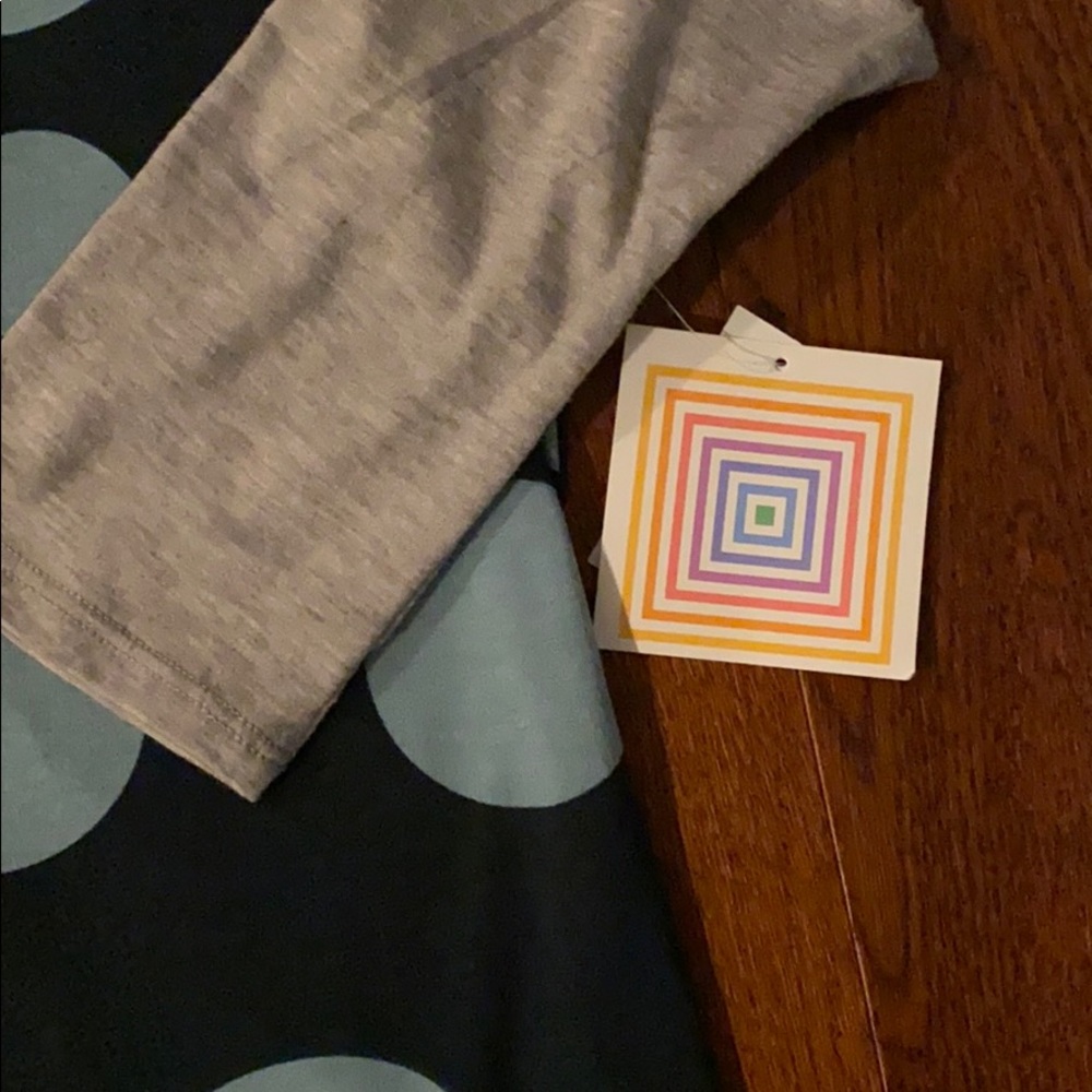 Lularoe (Randy) - Picture 3 of 5